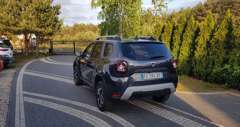 Dacia Duster cena 39800 przebieg: 67000, rok produkcji 2018 z Jędrzejów małe 106